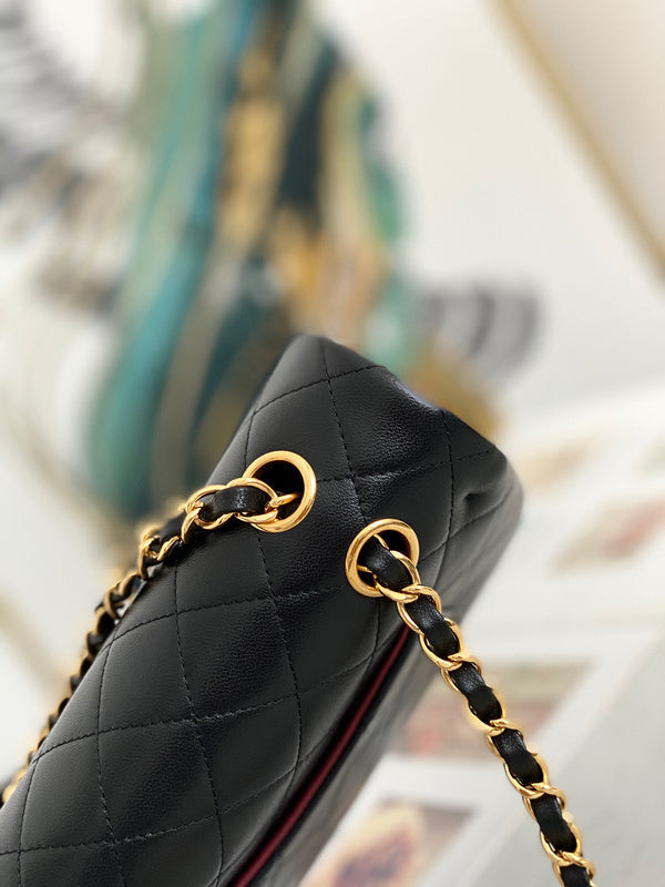 Anum Bags Detail