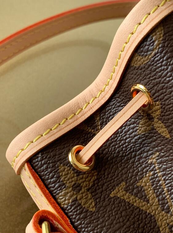 Anum Bags Detail