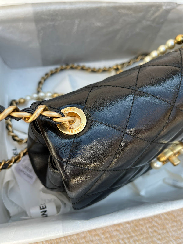 Anum Bags Detail