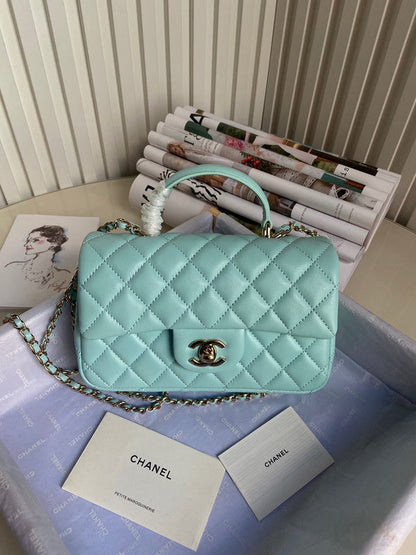 Anum Bags Detail