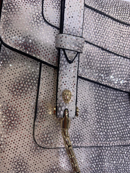 Anum Bags Detail