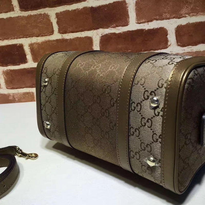 Anum Bags Detail