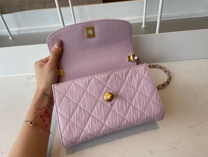 Anum Bags Detail