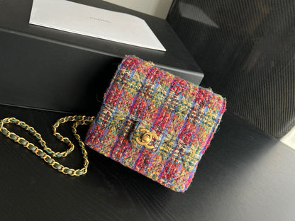 Anum Bags Detail