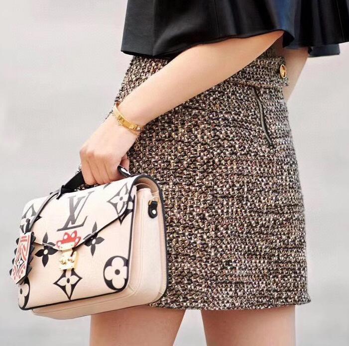 Anum Bags Detail