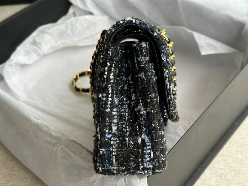 Anum Bags Detail