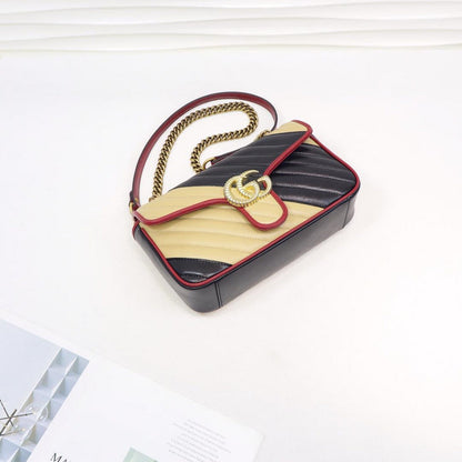 Anum Bags Detail