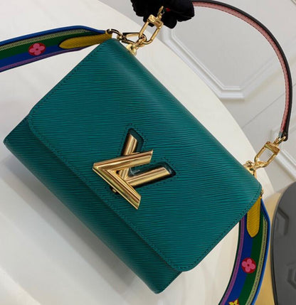 Anum Bags Detail
