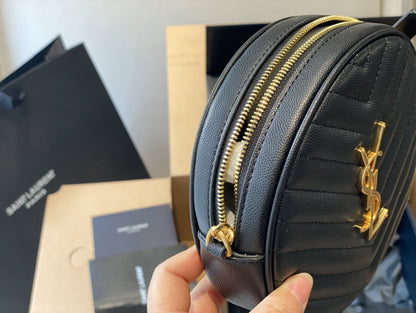 Anum Bags Detail