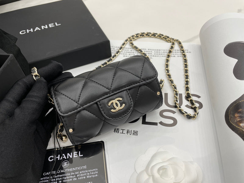 Anum Bags Detail