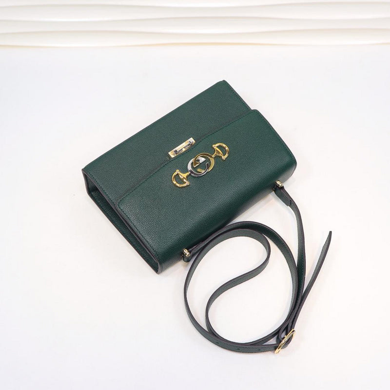 Anum Bags Detail