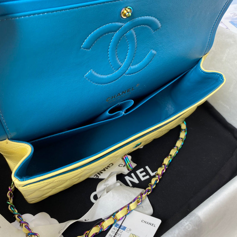 Anum Bags Detail