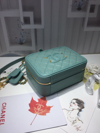Anum Bags Detail