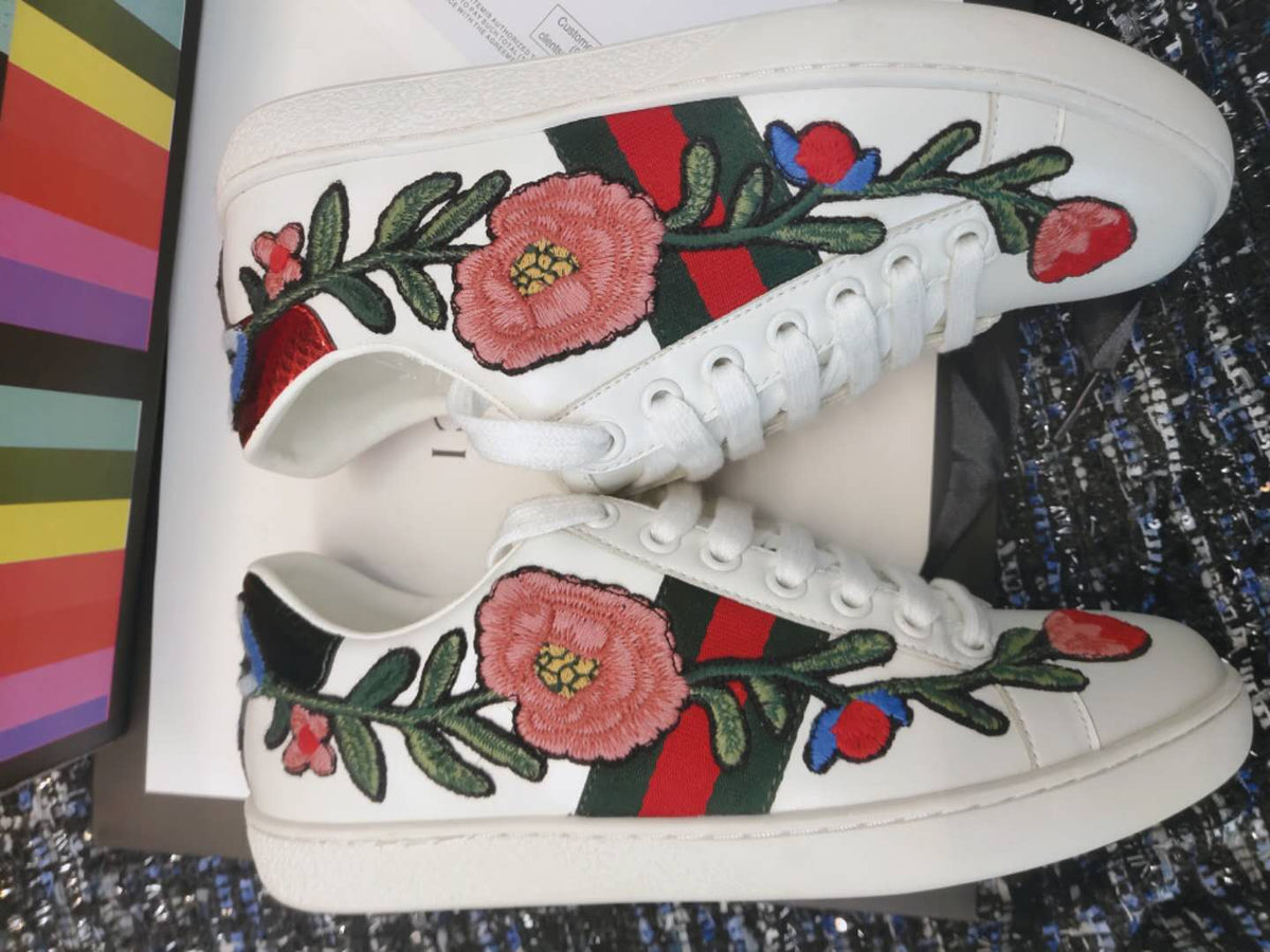 Anum Bags MO-GCI Ace Embroidered Sneaker 031