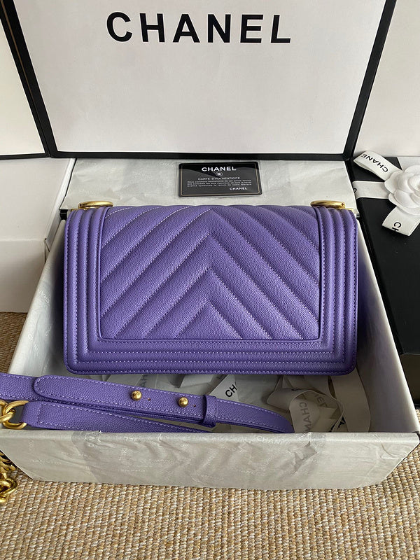 Anum Bags Detail