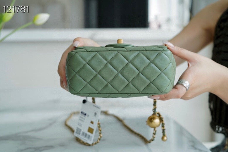 Anum Bags Detail