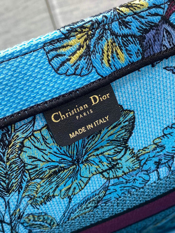 Anum Bags Detail