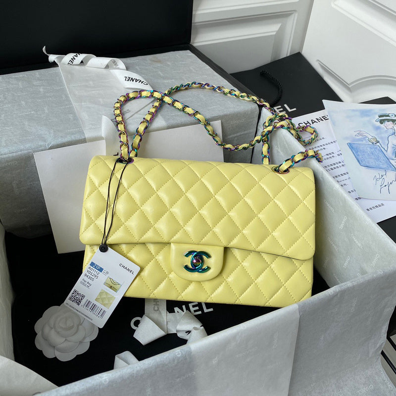 Anum Bags Detail
