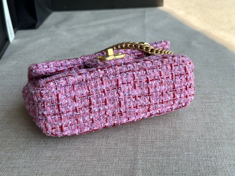 Anum Bags Detail