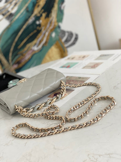 Anum Bags Detail