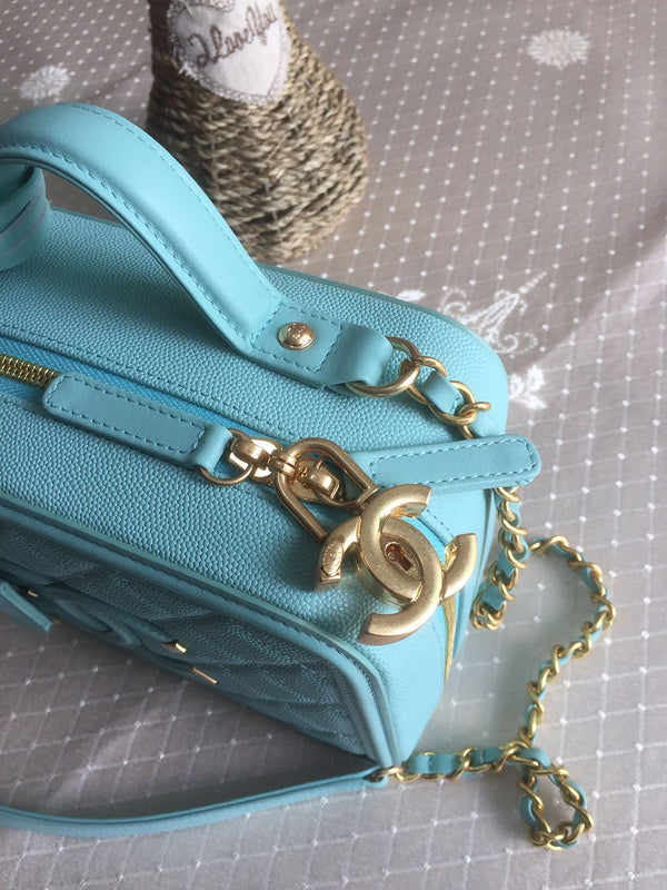 Anum Bags Detail
