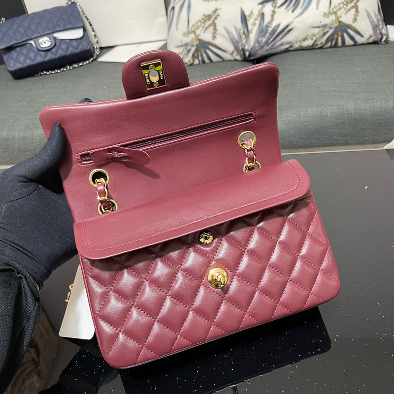 Anum Bags Detail
