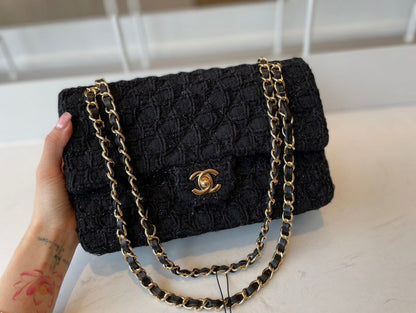 Anum Bags Detail