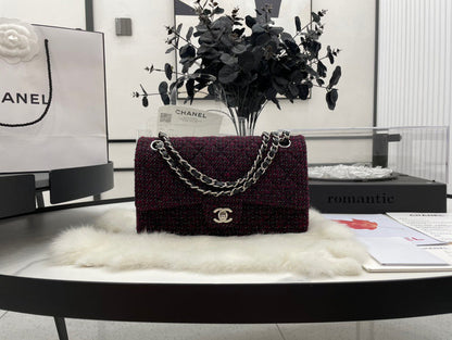 Anum Bags Detail