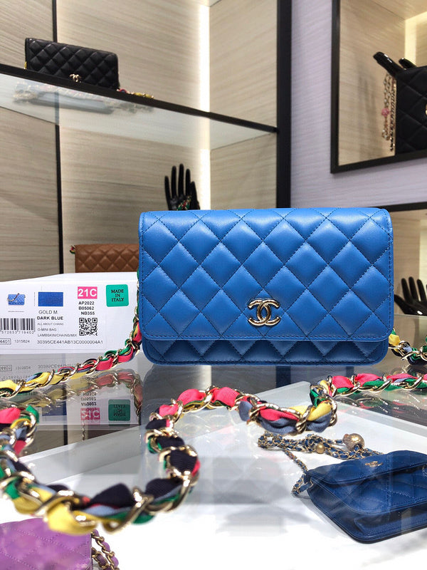 Anum Bags Detail