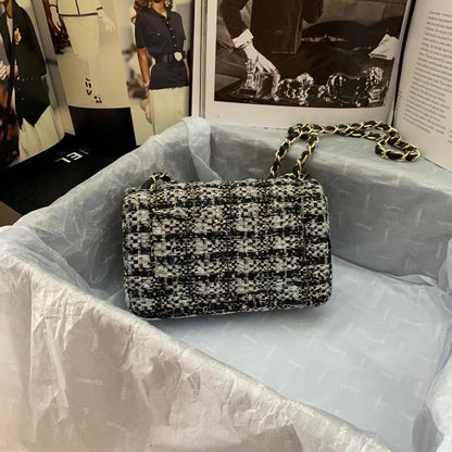 Anum Bags Detail