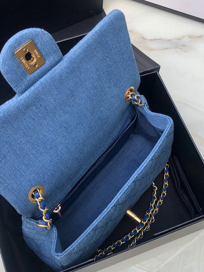 Anum Bags Detail