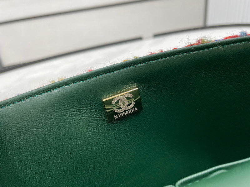 Anum Bags Detail