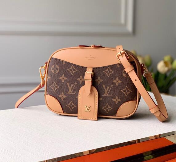 Anum Bags Detail