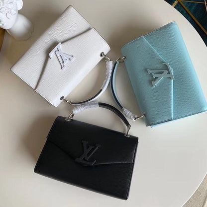 Anum Bags Detail