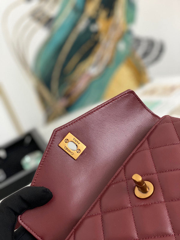 Anum Bags Detail