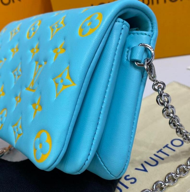 Anum Bags Detail