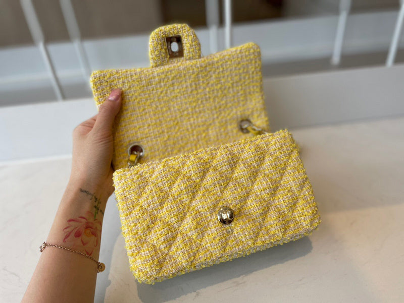 Anum Bags Detail