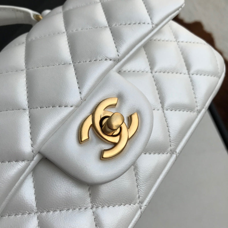 Anum Bags Detail