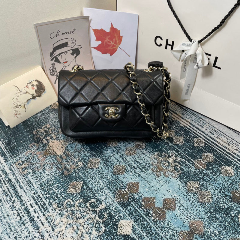 Anum Bags Detail
