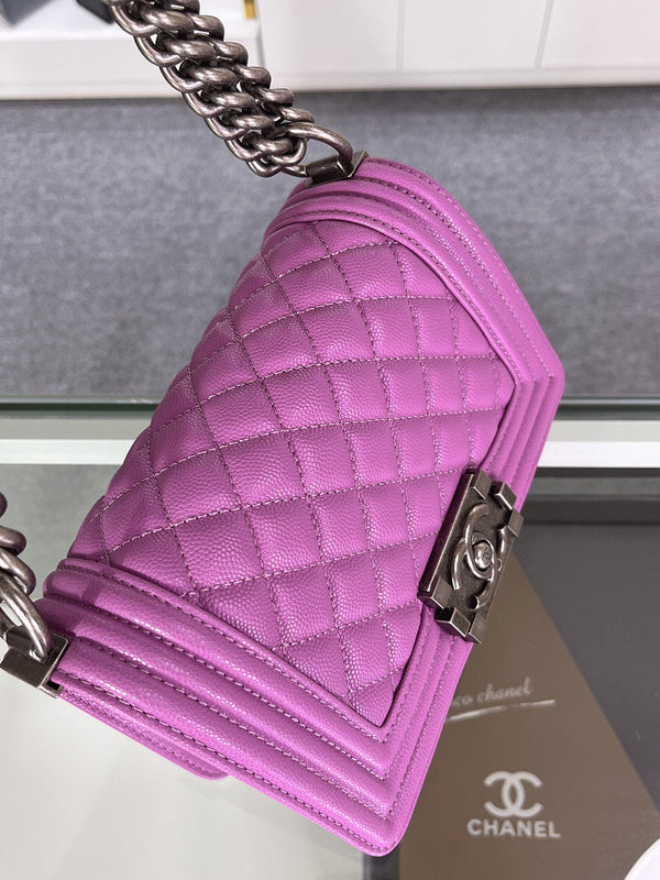 Anum Bags Detail
