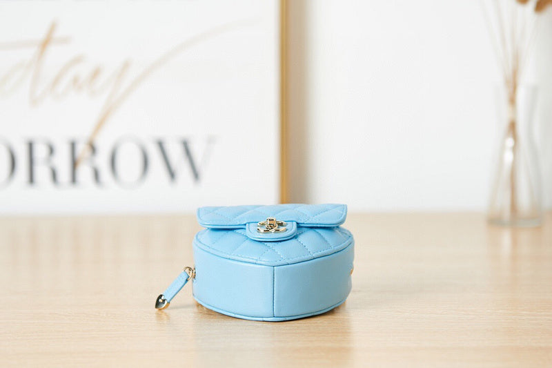 Anum Bags Detail