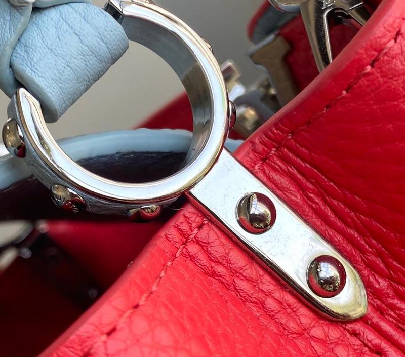 Anum Bags Detail