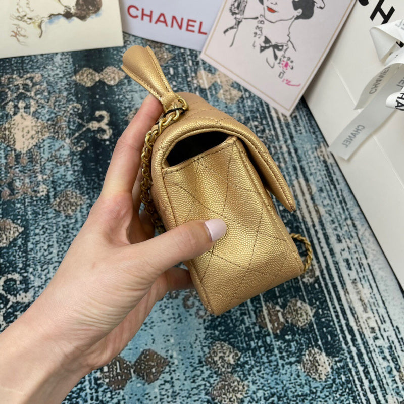 Anum Bags Detail