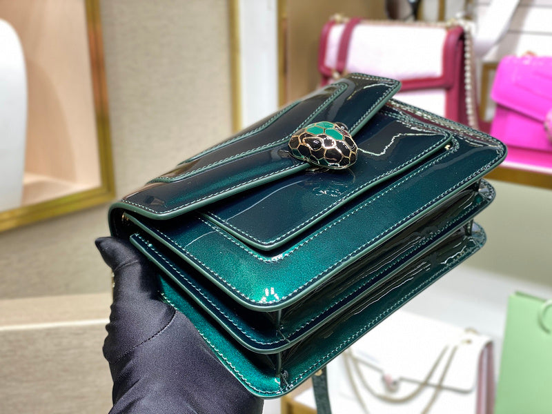 Anum Bags Detail