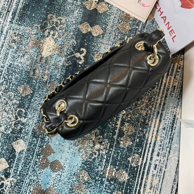 Anum Bags Detail