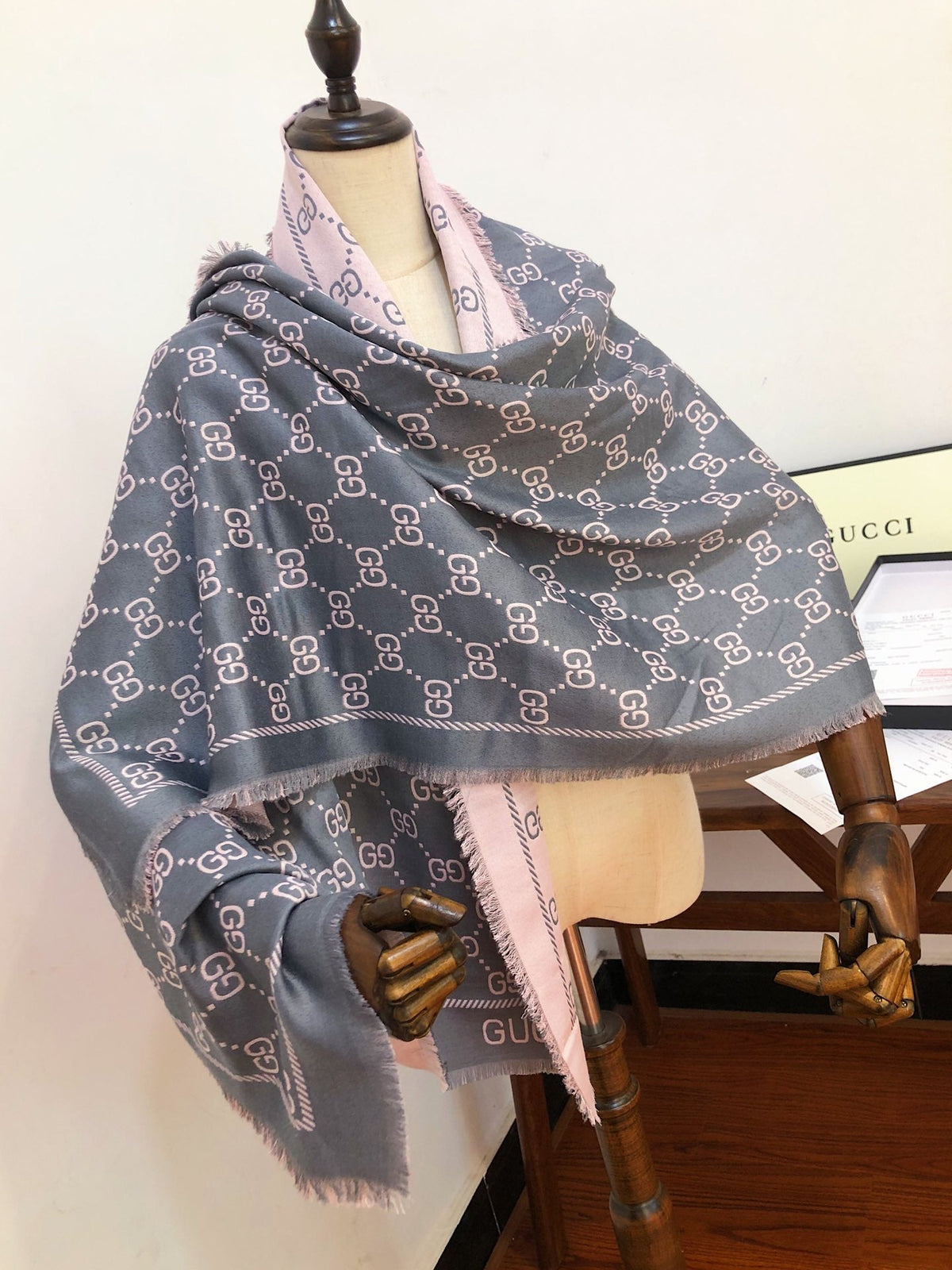 Anum Bags Detail