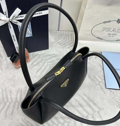 Anum Bags Bags

 - PD Bags - 001