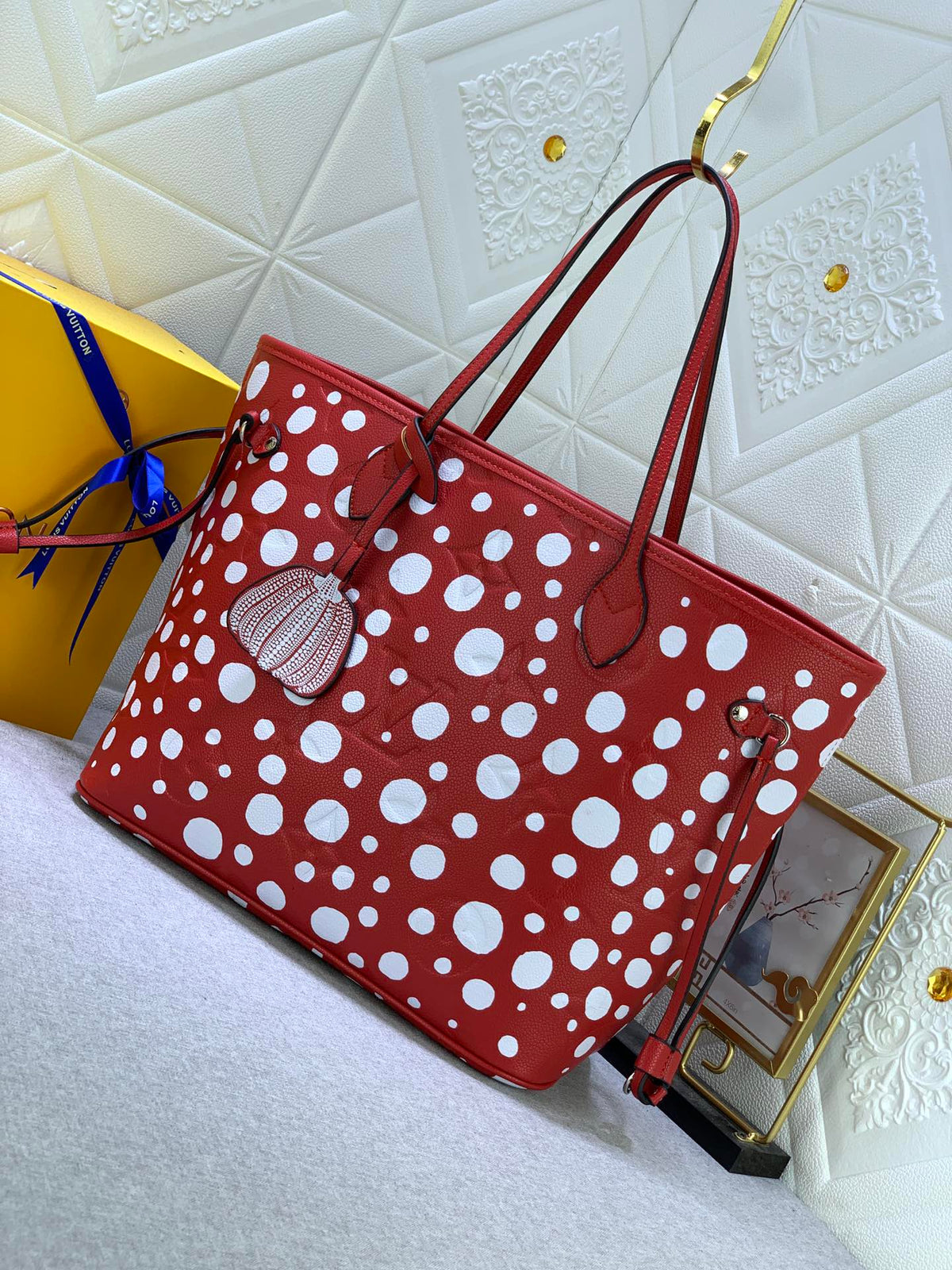 Anum Bags Detail