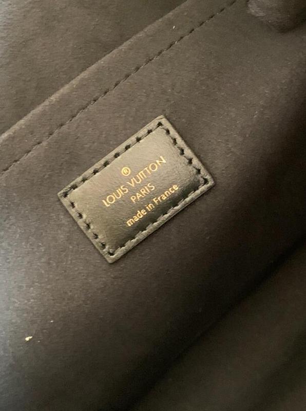 Anum Bags Detail