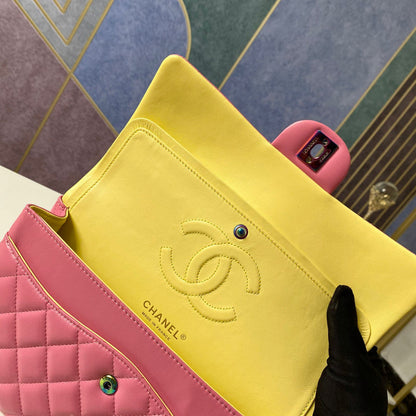 Anum Bags Detail